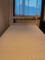 Kinderbed met lattenbodem en matras (120x200 cm), Gebruikt, Eenpersoons, Wit, Ophalen of Verzenden