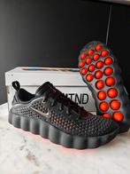 Nike Mind 002
Black Hyper Crimson - 45, Nike, Nieuw, Ophalen of Verzenden, Sportschoenen