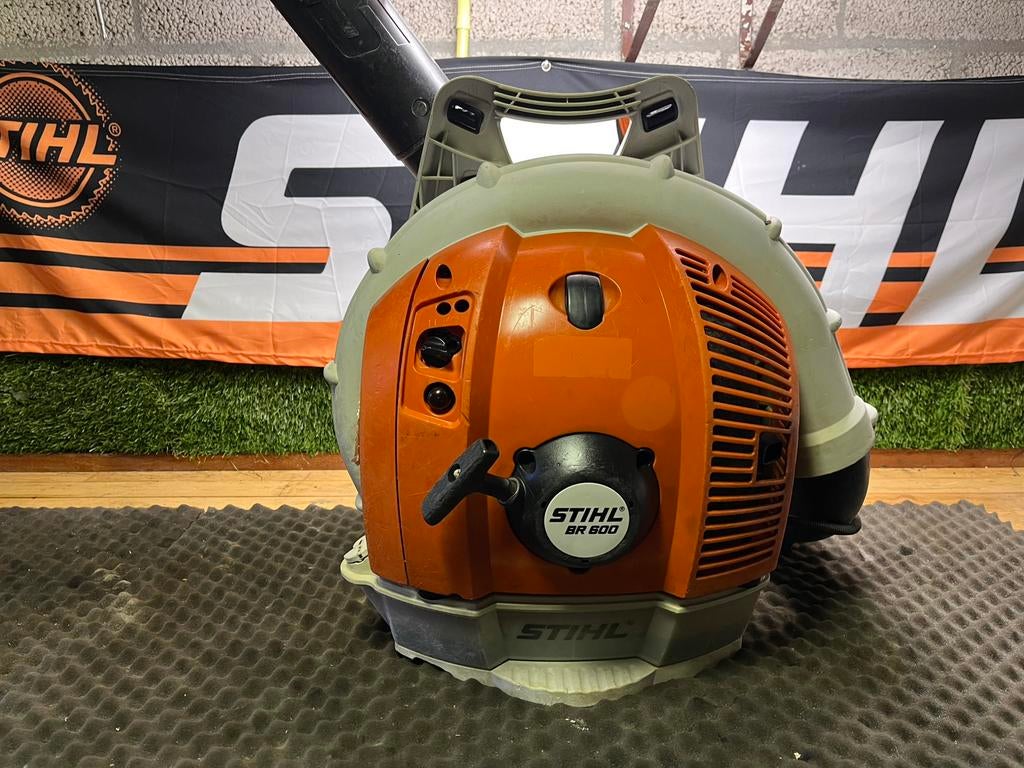 STIHL BR 600 Bladblazer Ruggedragen Benzine, Ophalen of Verzenden, Zo goed als nieuw, Benzine
