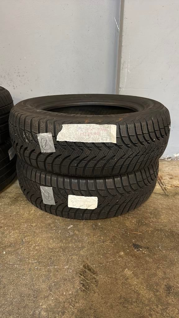 185/65R15 Michelin Alpin 2x zonder velg, Ophalen, Zo goed als nieuw