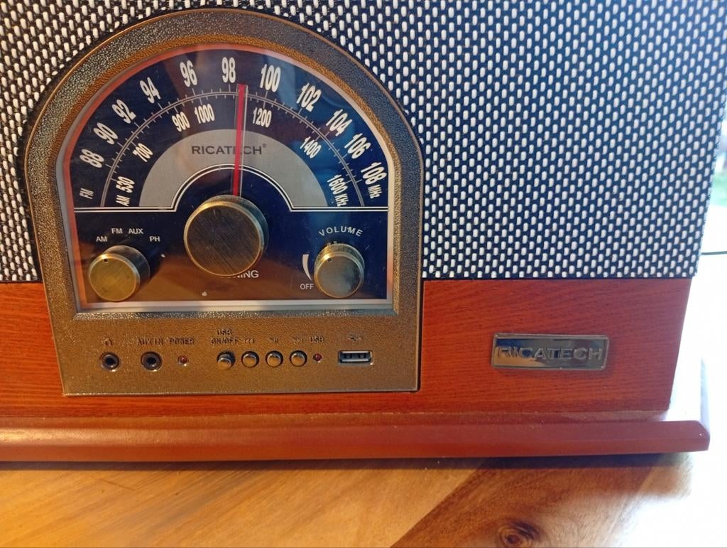Ricatech platenspeler, Ophalen