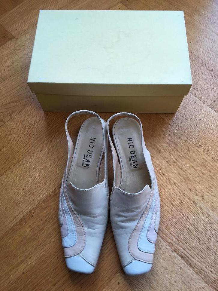 Mooie modieuze Italiaanse damesschoenen (zomer, maat: 40,5), Kleding | Dames, Schoenen, Zo goed als nieuw, Schoenen met lage hakken