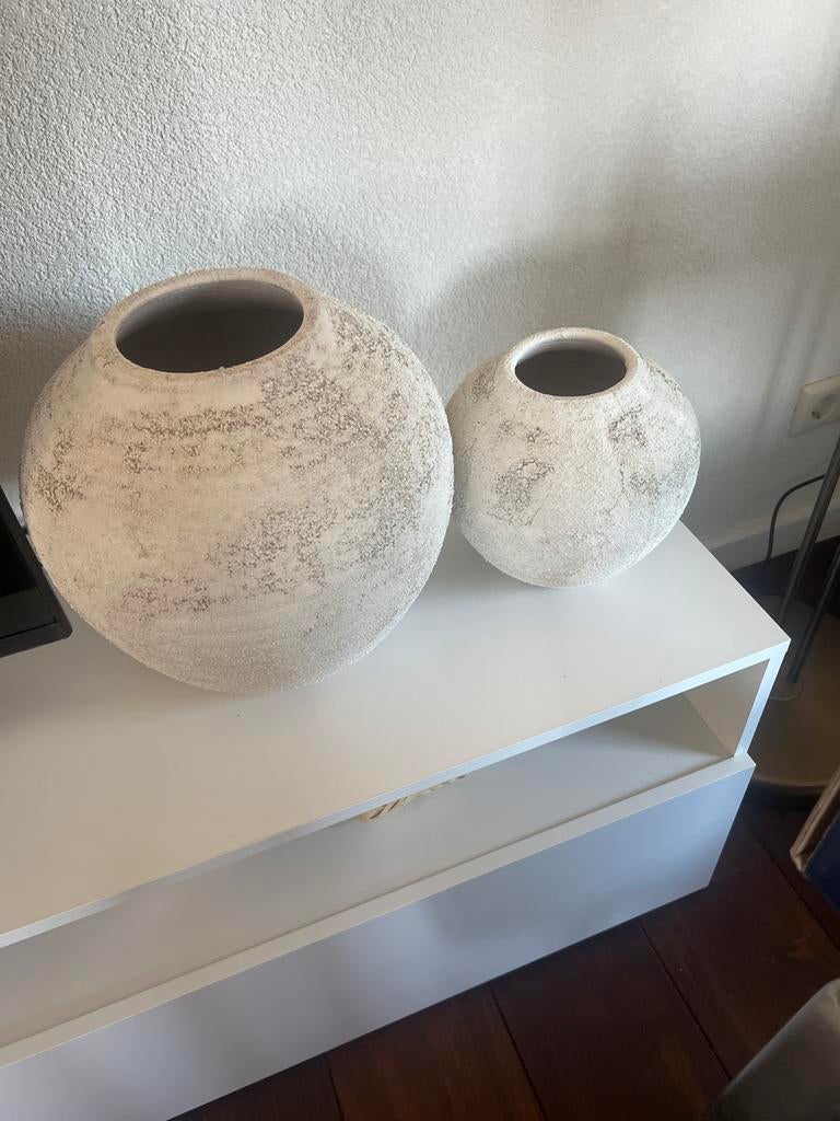 Twee vazen met structuur- Zara Home, Ophalen, Gebruikt, Overige kleuren, Aardewerk of Porselein
