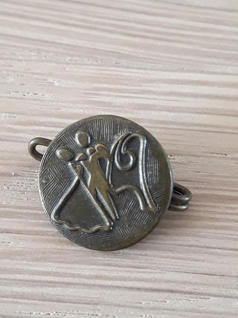 Vintage Speldje Danspaar Sport, Verzamelen, Ophalen of Verzenden, Gebruikt, Sport, Speldje of Pin