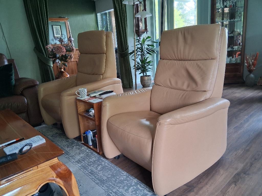 2 LEREN RELAXFAUTEUILS, Ophalen, Gebruikt, 75 tot 100 cm, Leer