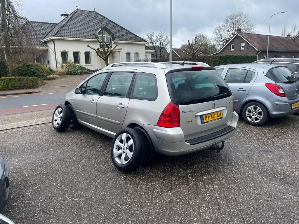 Peugeot 307 SW 1.6-16V Premium, Stof, Gebruikt, Zwart, 4 cilinders