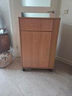 Verrijdbaar nachtkastje met uitschuifbaar blad, Ophalen, Gebruikt, 45 tot 65 cm, 70 cm of meer