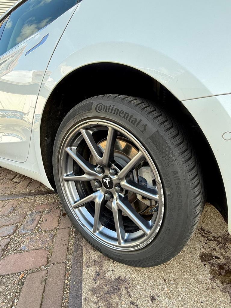 Tesla Model 3 2020 Wit, Auto's, Tesla, Particulier, Model 3, Elektrisch, Sedan, Automaat, Origineel Nederlands, Wit, Achterwielaandrijving