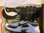 Nike Initiator Sneakers - Maat 44 - Nieuw in doos, Verzenden, Nieuw, Wit, Sneakers of Gympen