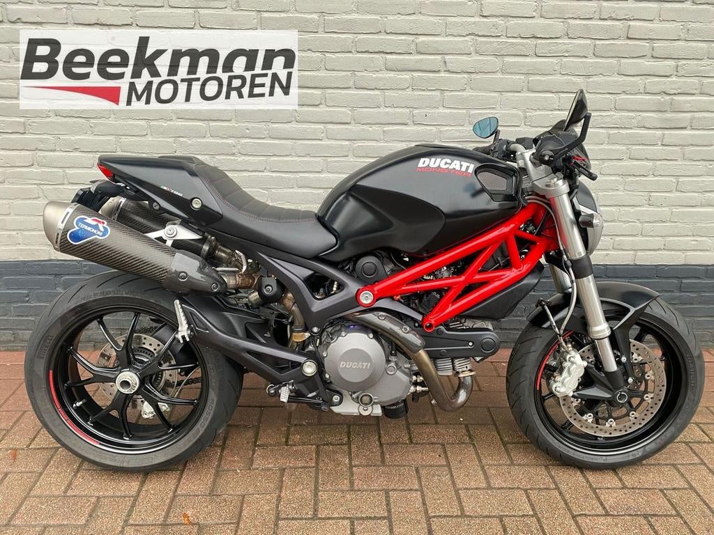 DUCATI 796 MONSTER ABS   (bj 2013) NL - Termignoni / Dealer, DUCATI, 2 cilinders, Motorrijbewijs A, Bedrijf