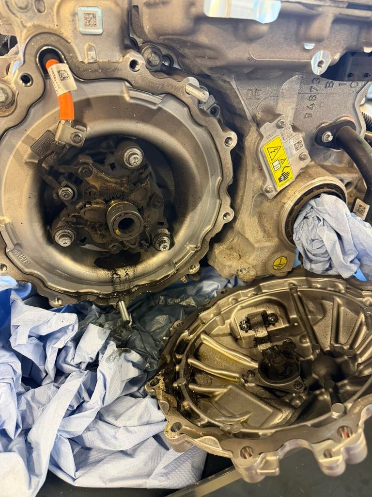 Rotorstand sensor BMW i4 en iX3 vervangen, Personenauto