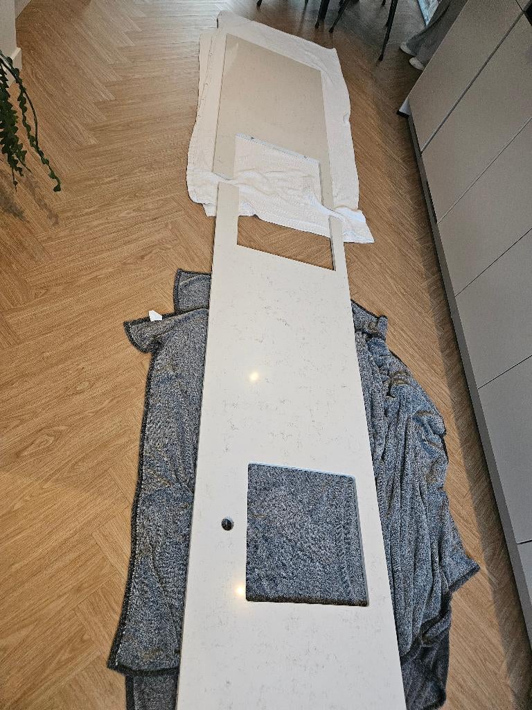 Drie composiet keukenbladen aangeboden, Huis en Inrichting, Keuken | Keukenelementen, Ophalen, Wit, 50 tot 100 cm, Zo goed als nieuw