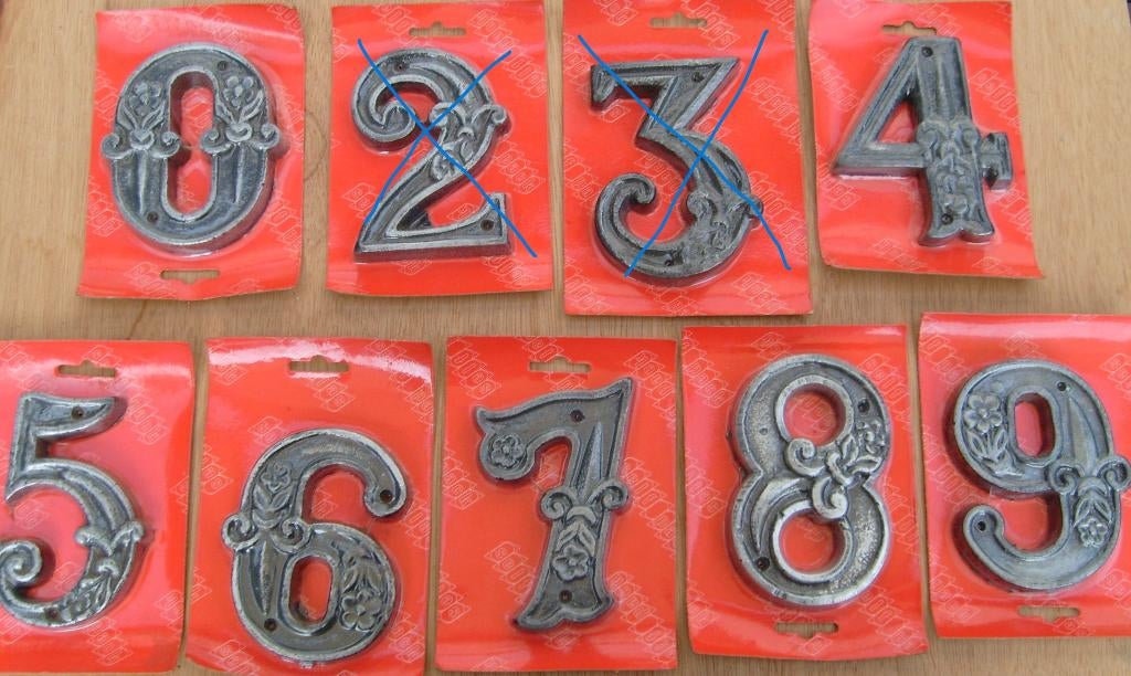 huisnummers in smeedijzerkleur - € 2,50 op=op !, Ophalen of Verzenden, Nieuw