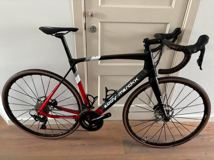 Eddy merckx lavaredo 68 carbon disc 58cm L shimano 105, Fietsen en Brommers, Fietsen | Racefietsen, Gebruikt, Heren, Overige merken