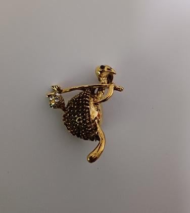 Goudkleurige broche schildpad met knapzak, Sieraden, Tassen en Uiterlijk, Broches, Verzenden, Nieuw, Goud, Overige materialen