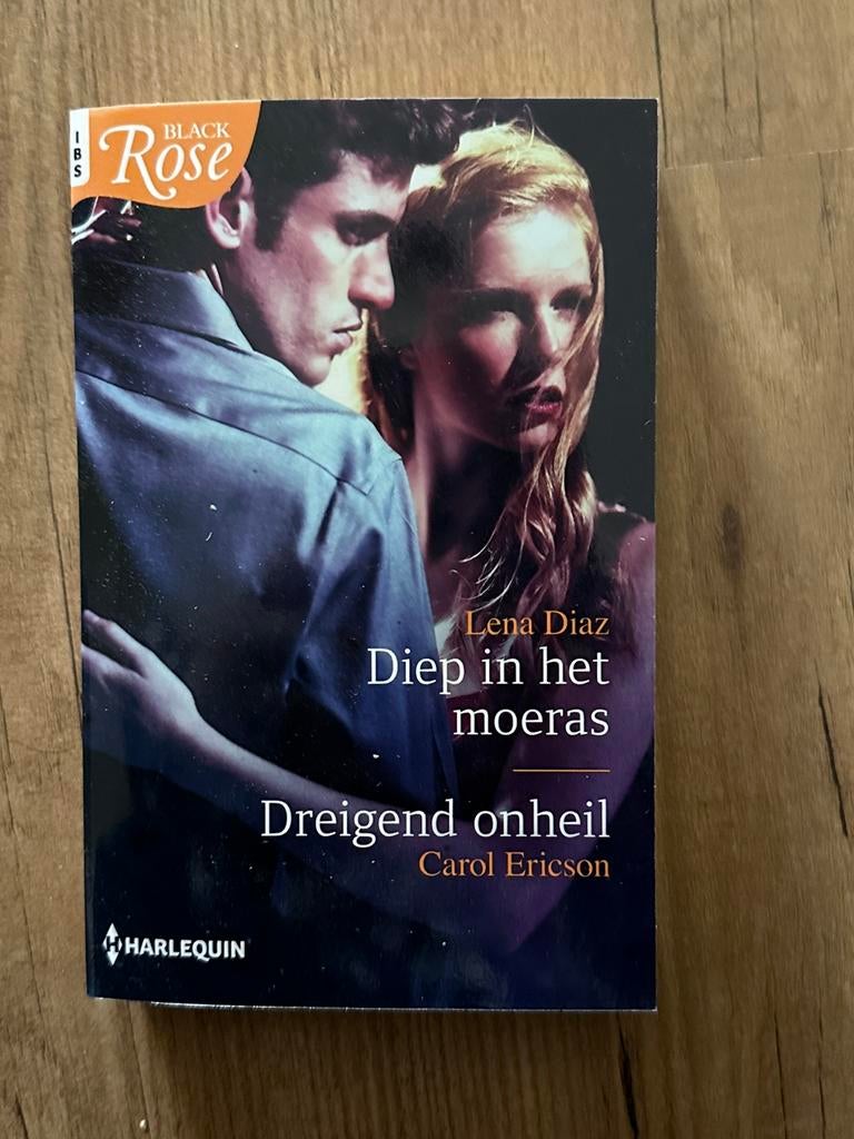 Black Rose - Harlequin - 2-1, Boeken, Ophalen of Verzenden, Zo goed als nieuw