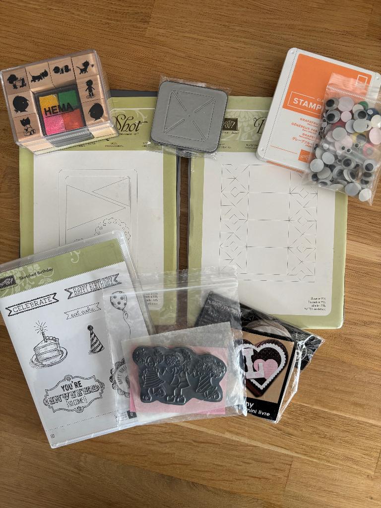 Stampin' Up! | Sketched Birthday - pakket, Hobby en Vrije tijd, Ophalen of Verzenden, Gebruikt, EZ-mounted stempel