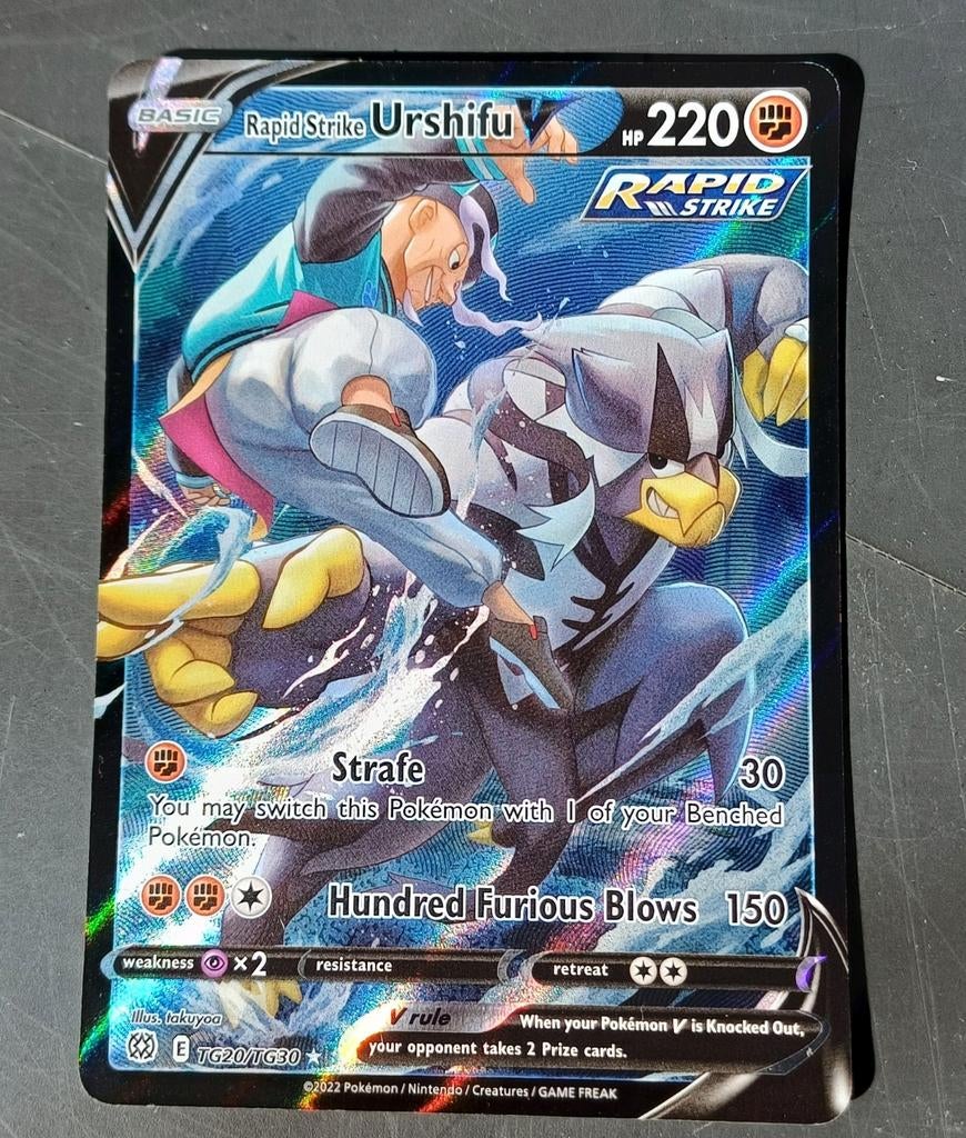 Pokémon Rapid Strike Urshifu V TG20/TG30, Ophalen of Verzenden