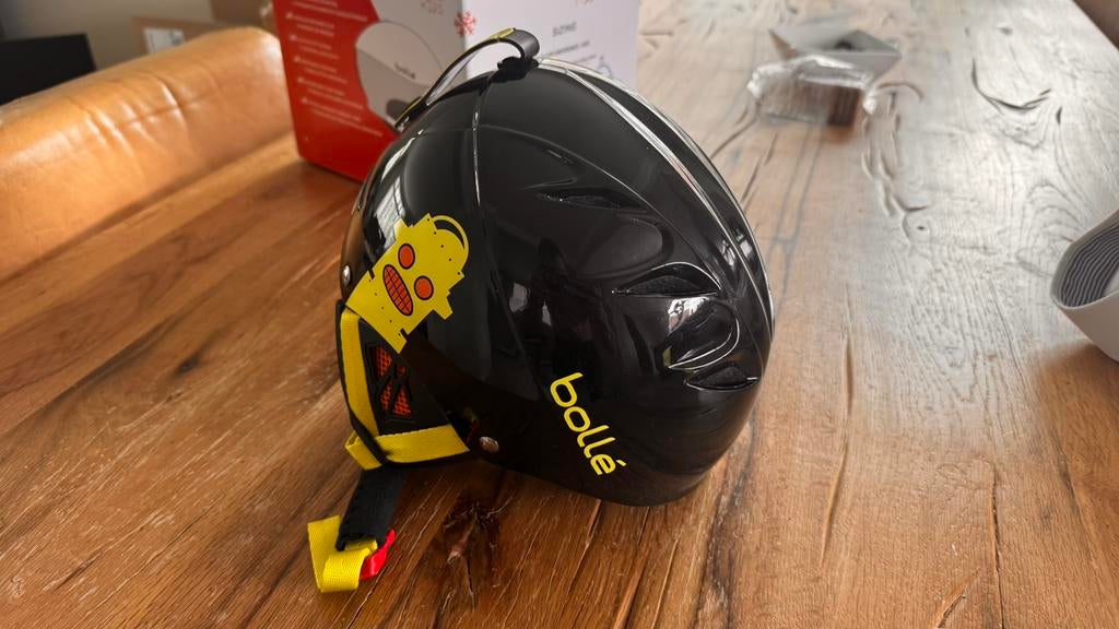 Bollé Ski/snowboard helm kids, Sport en Fitness, Snowboarden, Ophalen of Verzenden, Zo goed als nieuw, Helm of Bescherming