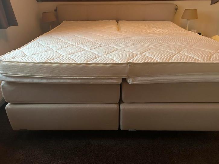 Boxspring Ninety 180x200 cm electrisch verstelbaar te koop., Huis en Inrichting, Slaapkamer | Boxsprings, Zo goed als nieuw, 180 cm