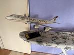 Etihad Cargo model, Hobby en Vrije tijd, Modelbouw | Vliegtuigen en Helikopters, 1:72 tot 1:144, Zo goed als nieuw, Vliegtuig
