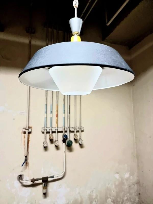 9891 :Vintage Niek Hiemstra for Philips Pendant Lamp 1959, Ophalen of Verzenden, Gebruikt, Overige materialen, Minder dan 50 cm