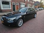 BMW 5-Serie 2.5 I 525 AUT 2004 Zwart 306k km, Auto's, BMW, Automaat, Achterwielaandrijving, Beige, 2000 kg