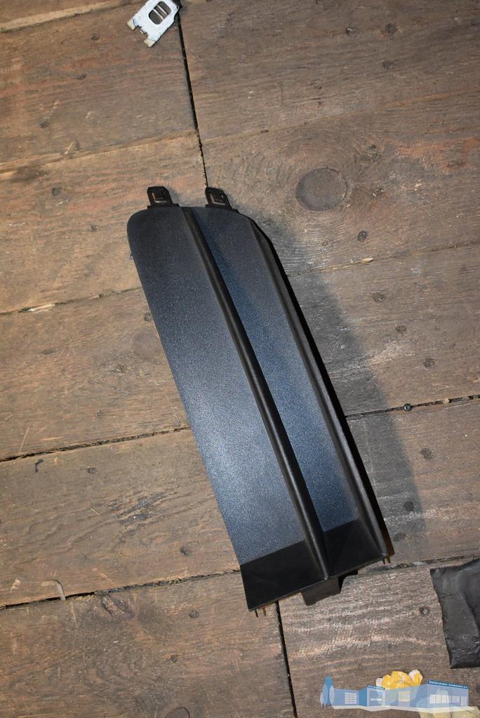 Bumperrozet links-voor Saab 9-3 03-, Gebruikt, -, Voor, -