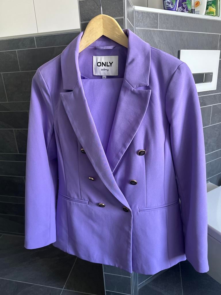 ONLY lila pak: blazer en pantalon, maat M (38), Maat 38/40 (M), Kostuum of Pak, Paars, Ophalen of Verzenden