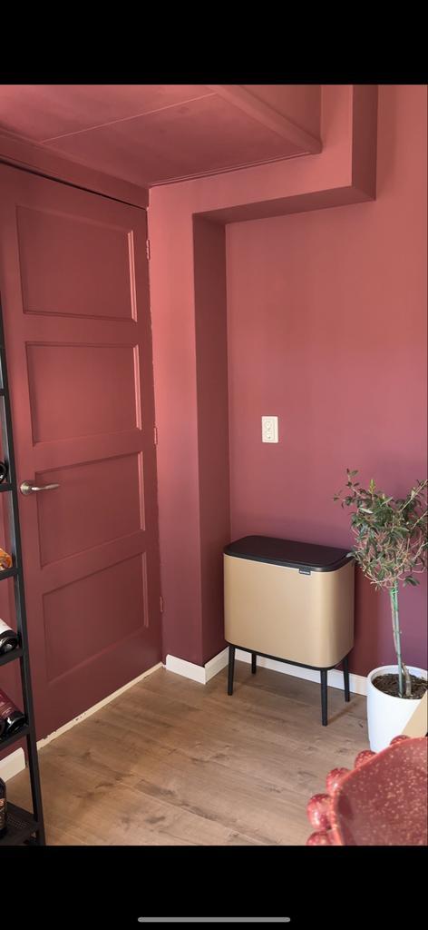 Brabantia Bo Touch Bin - Nieuwe inzet, lichte deukjes, Huis en Inrichting, Woonaccessoires | Prullenbakken, Gebruikt, Metaal, 50 tot 75 cm