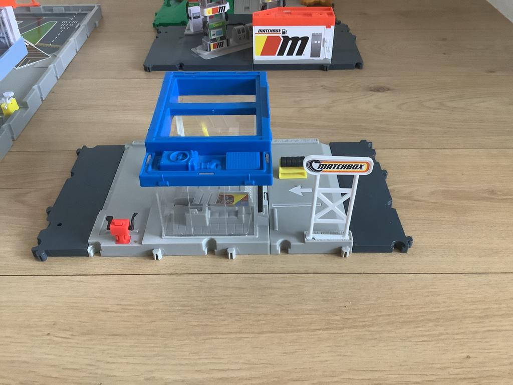 Matchbox action drivers garage/werkplaats, Ophalen of Verzenden, Gebruikt
