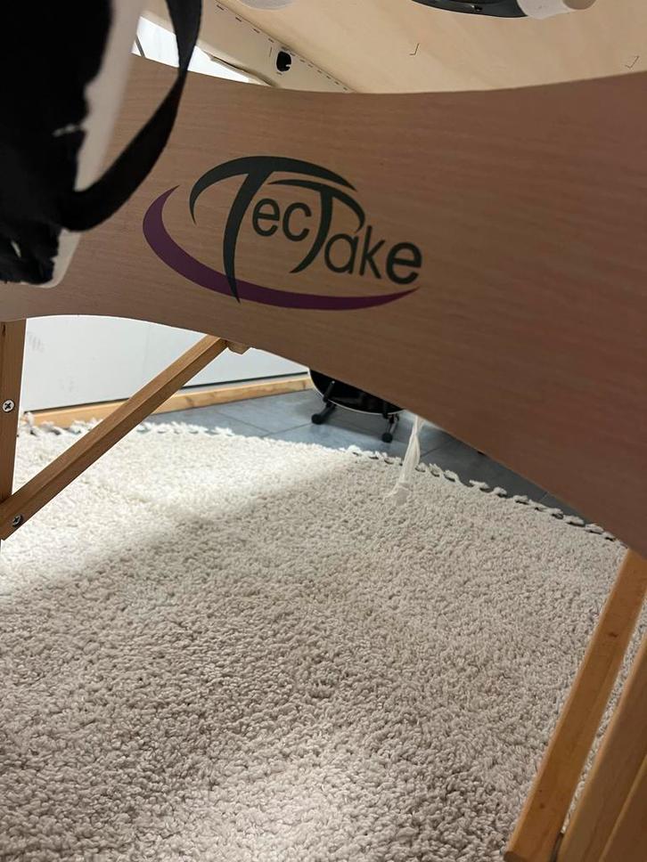 TecTake Massagetafel met schapenvacht - Comfortabel en stevi, Sport en Fitness, Massageproducten, Gebruikt, Ophalen of Verzenden