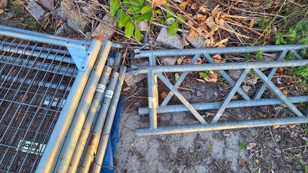 Layher trallieliggers 7.71m voor steiger (2 stuks), Ophalen of Verzenden, Gebruikt, Overige typen