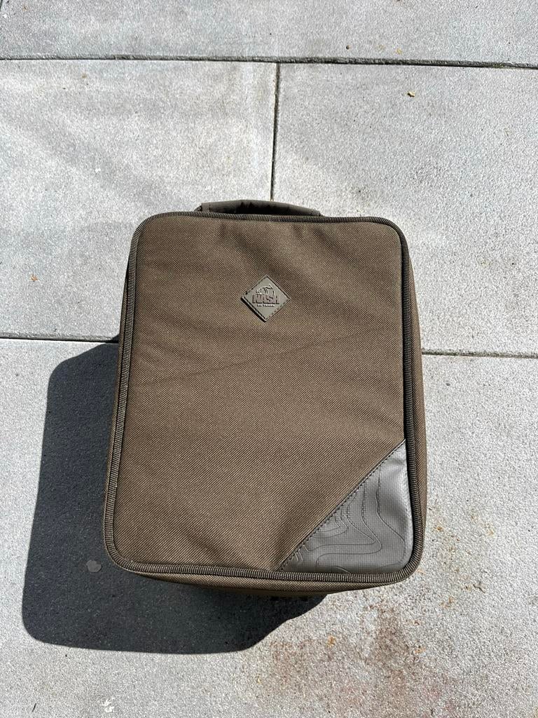 Nash Tackle Bag - Handige Opbergtas voor Visgerei, Ophalen of Verzenden, Gebruikt, Overige typen