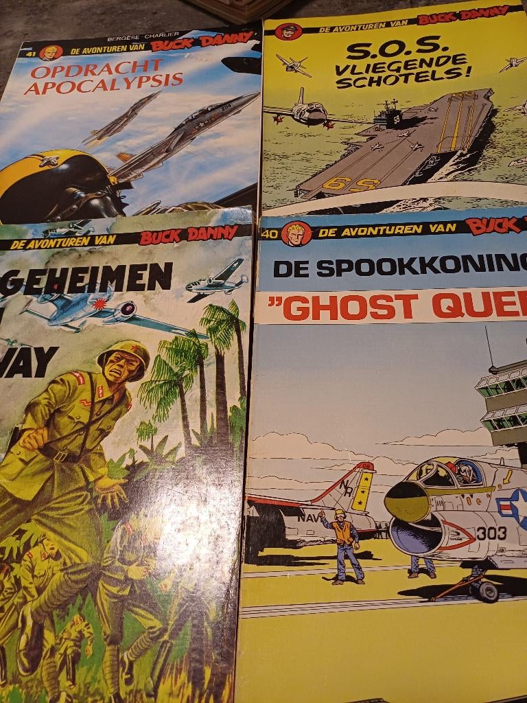 10 x  BUCK DANNY, Eén stripboek, Ophalen of Verzenden, Gelezen