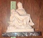 Piëta op marmer mooie Italiaanse uitvoering, Ophalen of Verzenden