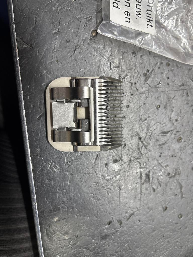 Kopje Andis tondeuse / scheermaschine, Dieren en Toebehoren, Ophalen of Verzenden, Zo goed als nieuw