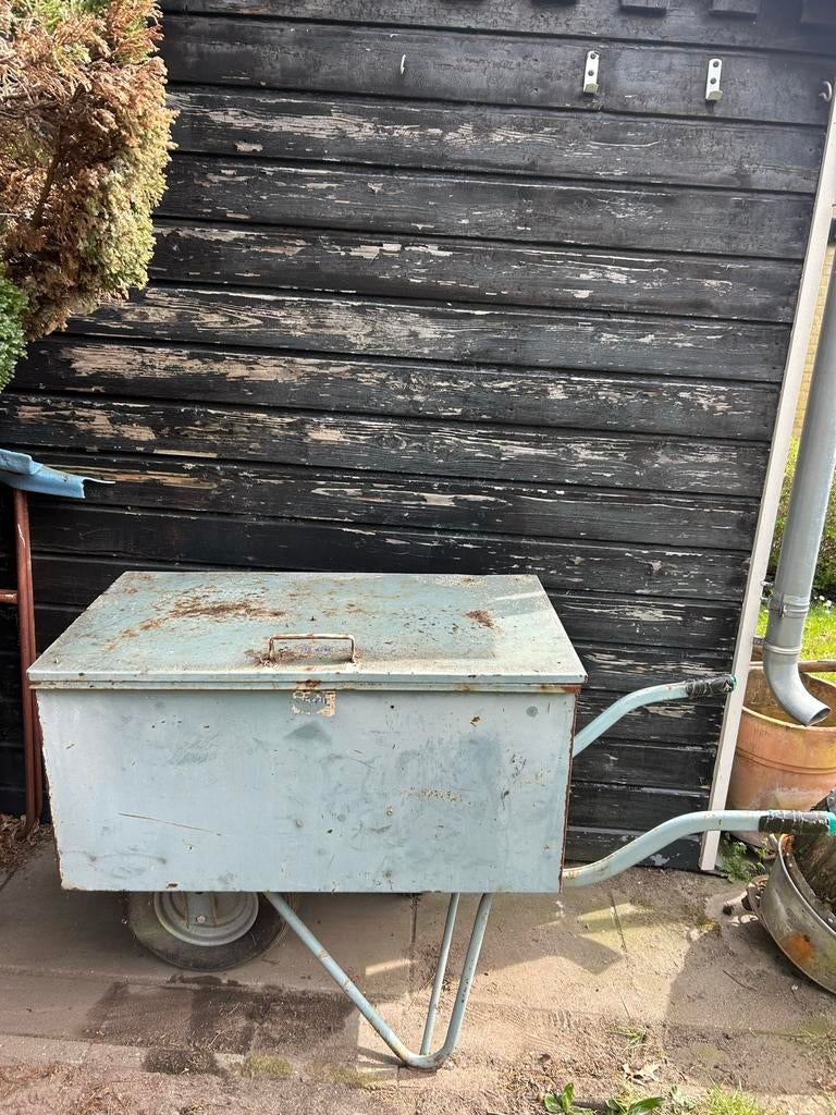 Gereedschap kruiwagen, Ophalen, Gebruikt, Handmatig, Eenwielig