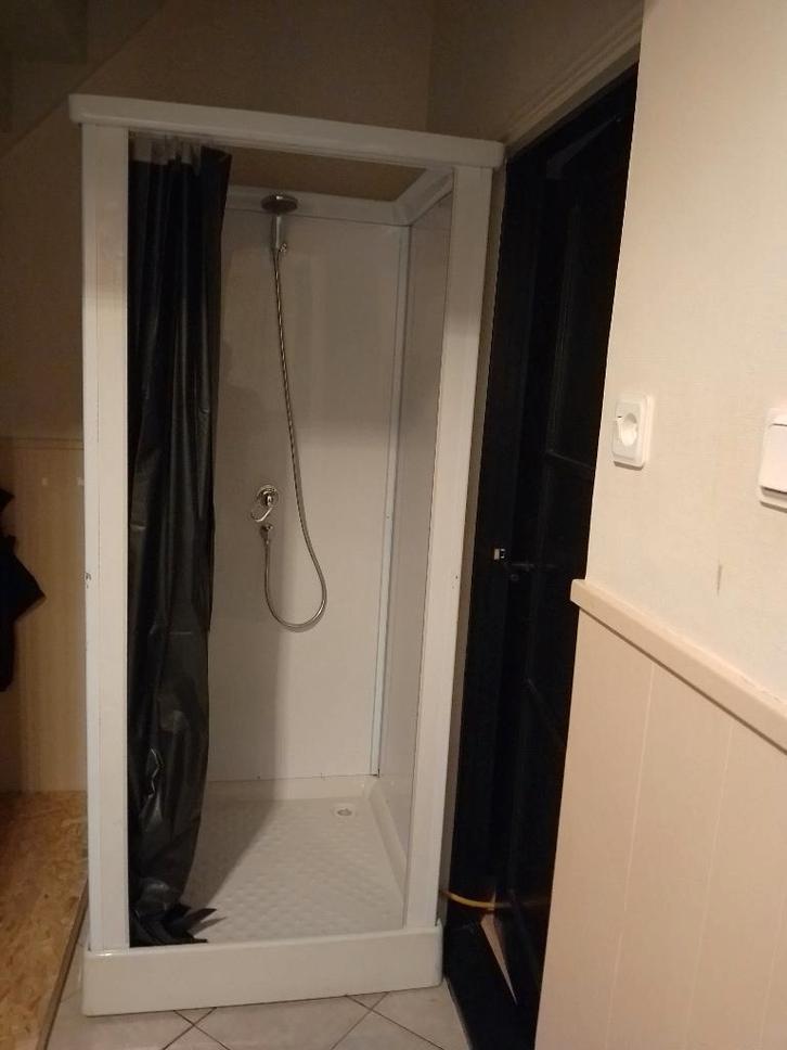 Nooddouche ! Incl pomp  en doorloop boiler!!, Doe-het-zelf en Verbouw, Sanitair, Gebruikt, Douche, Ophalen