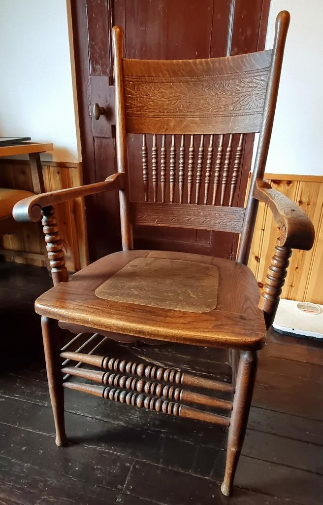 Prachtig bewerkte Franse antieke houten stoel - 1920's, Antiek en Kunst, Ophalen