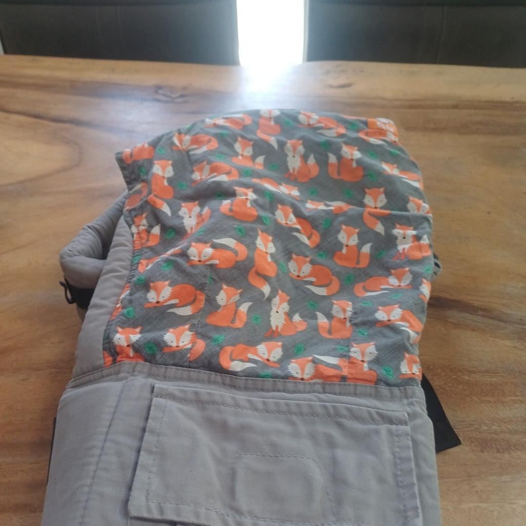 Tula Draagzak met Vossenprint - Zo goed als nieuw, Kinderen en Baby's, Babydragers en Draagdoeken, Overige merken, Buik of Rug