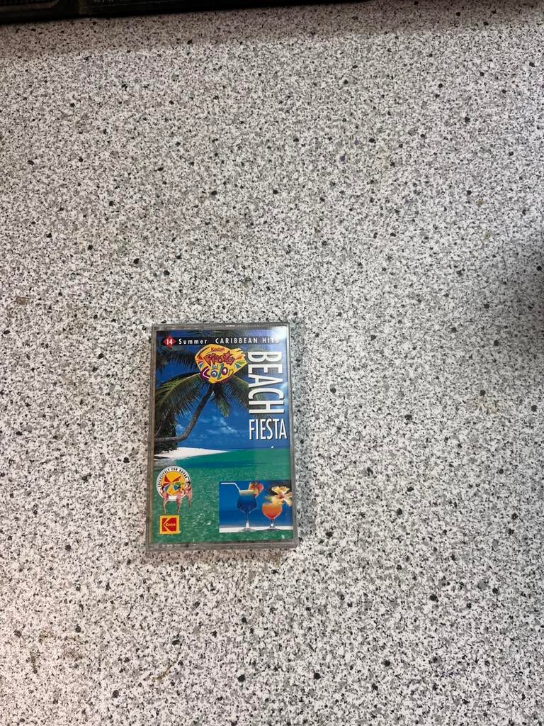 Beach fiesta, Cd's en Dvd's, Cassettebandjes, Ophalen of Verzenden, Zo goed als nieuw, 1 bandje