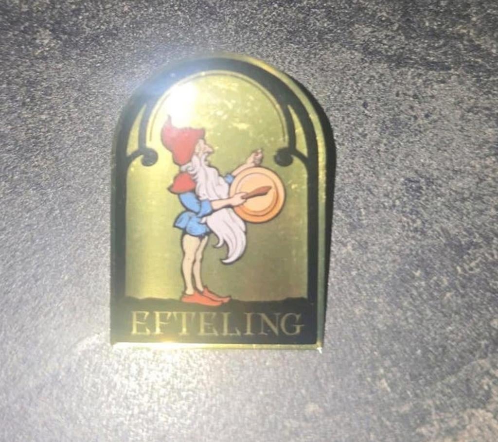 Serie 8 smidjes pin, Verzamelen, Efteling, Ophalen of Verzenden, Button of Speldje