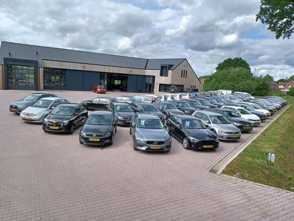 Renault Captur 1.2 TCe Dynamique | Automaat | Trekhaak | Nav, Euro 5, Stof, 4 cilinders, Met garantie (alle)