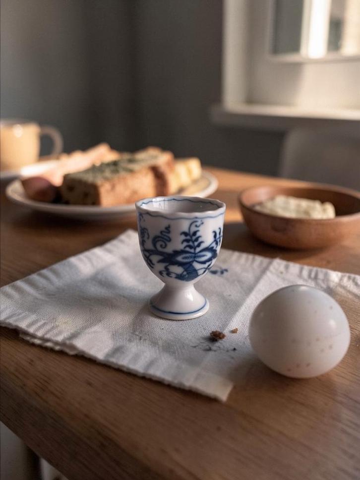 Blue Danube eierdopje, Antiek en Kunst, Antiek | Servies los, Ophalen of Verzenden