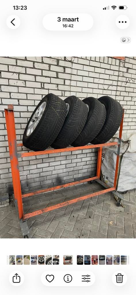 Bandenrek op zwenkwielen voor 12 banden, Auto diversen, Velgenbomen, Ophalen, Gebruikt