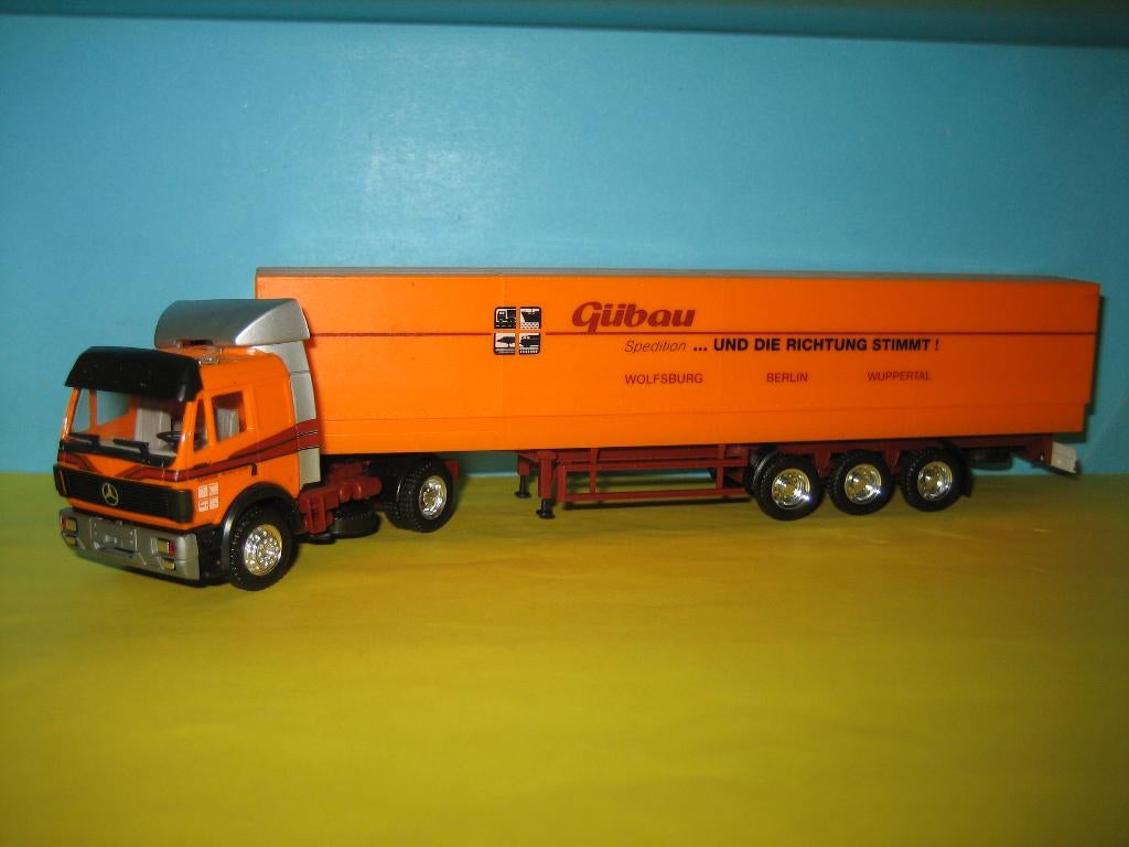 Gubau  MERCEDES met oplegger  Herpa, Ophalen of Verzenden, Zo goed als nieuw, Bus of Vrachtwagen, Herpa