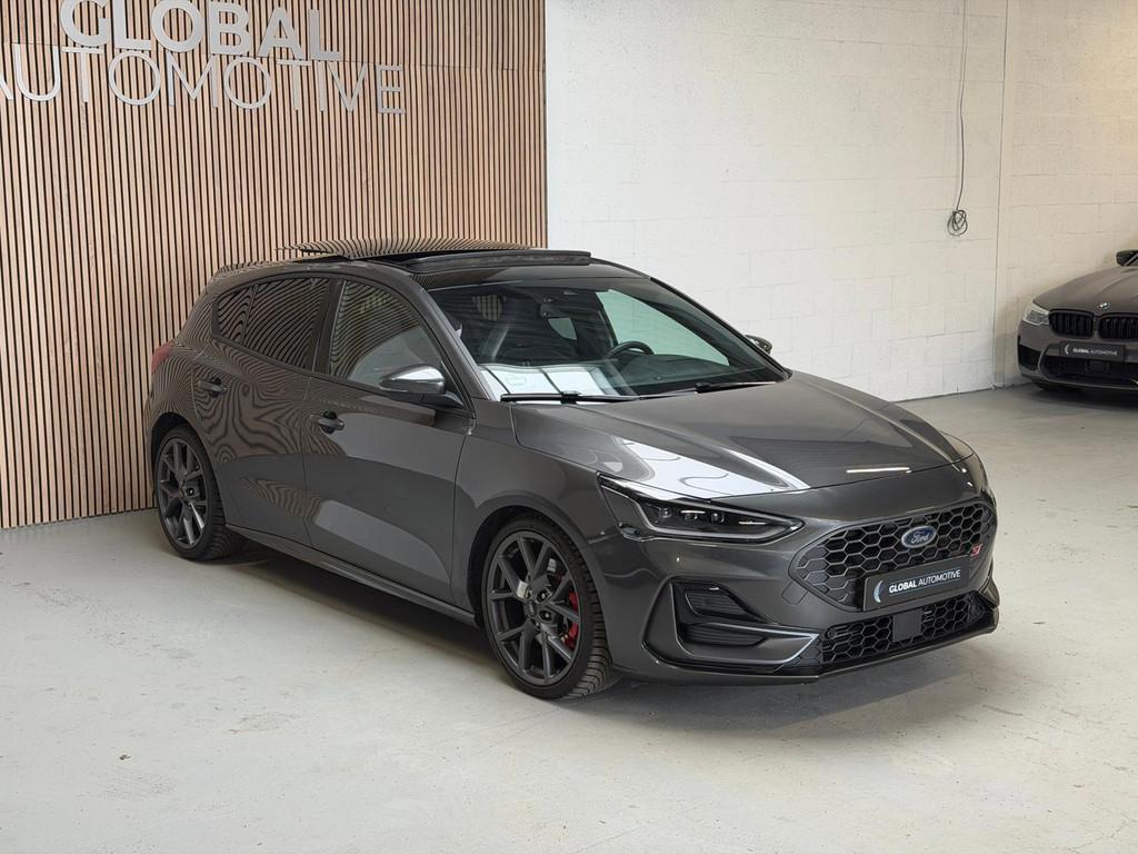 Ford Focus 2.3 EcoBoost ST-X - PANO - B&O - ACC, Auto's, Gebruikt, Zwart, 4 cilinders, Leder en Stof