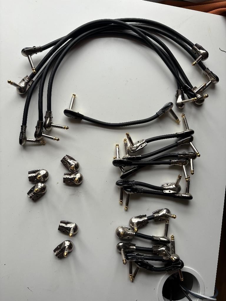 Partij Hicon pluggen + premium Cable, Ophalen of Verzenden, Gebruikt, Instrument