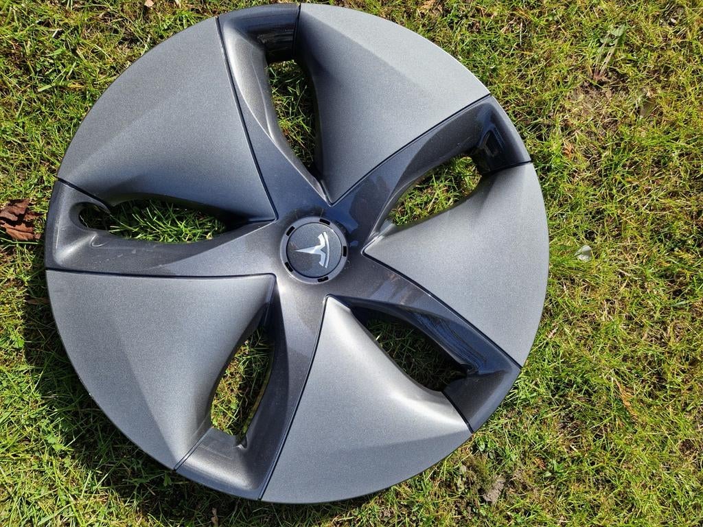 Tesla Model 3 wieldoppen - 4 stuks in zeer goede staat, Ophalen, Zo goed als nieuw